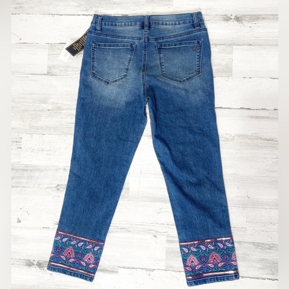 DG2 Stretchy Embroidered‎ Denim Jeans Size 6P Boho Jeans Petite - Picture 2 of 7